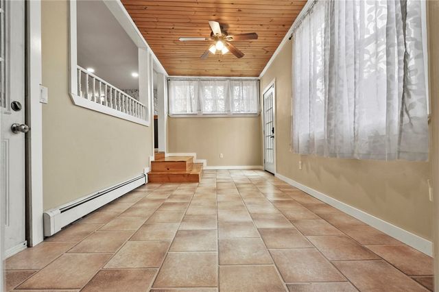 1381 Putnam Pike, Glocester, RI 02814