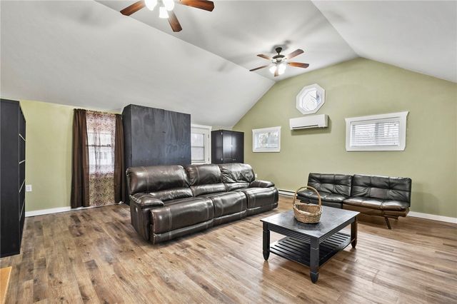 1381 Putnam Pike, Glocester, RI 02814