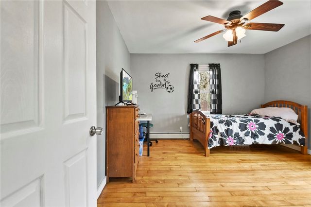 1381 Putnam Pike, Glocester, RI 02814