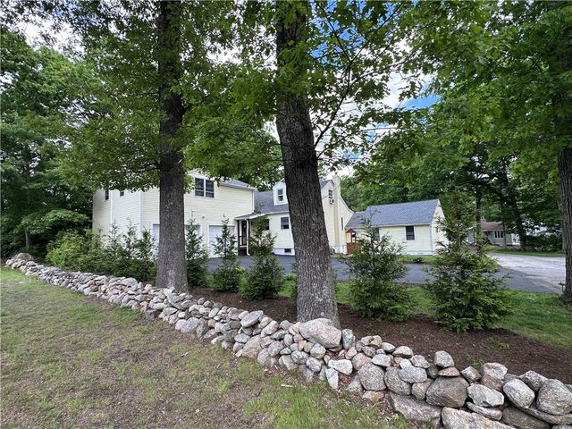 1381 Putnam Pike, Glocester, RI 02814