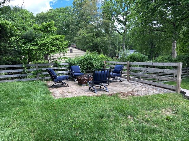 1381 Putnam Pike, Glocester, RI 02814