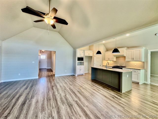 4224 S 185th East Avenue, Tulsa, OK 74134