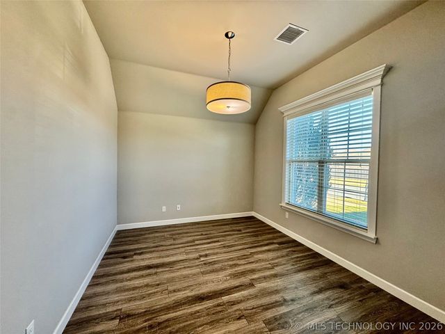 4224 S 185th East Avenue, Tulsa, OK 74134