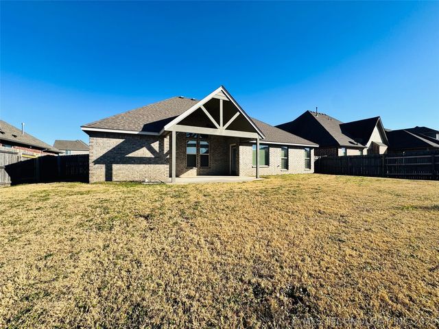 4224 S 185th East Avenue, Tulsa, OK 74134