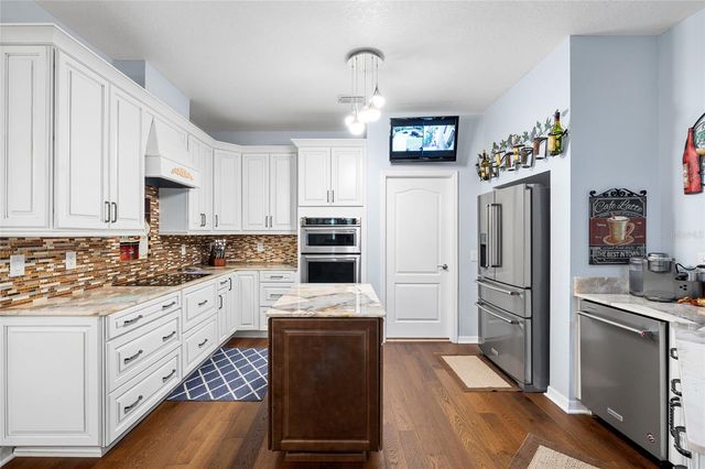 10839 BREAKING ROCKS DRIVE, Tampa, FL 33647
