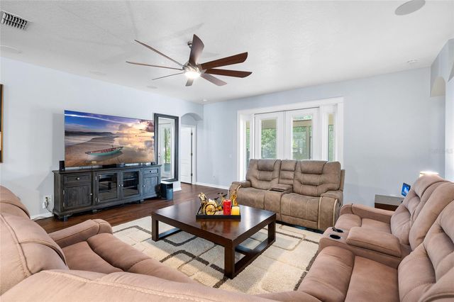 10839 BREAKING ROCKS DRIVE, Tampa, FL 33647