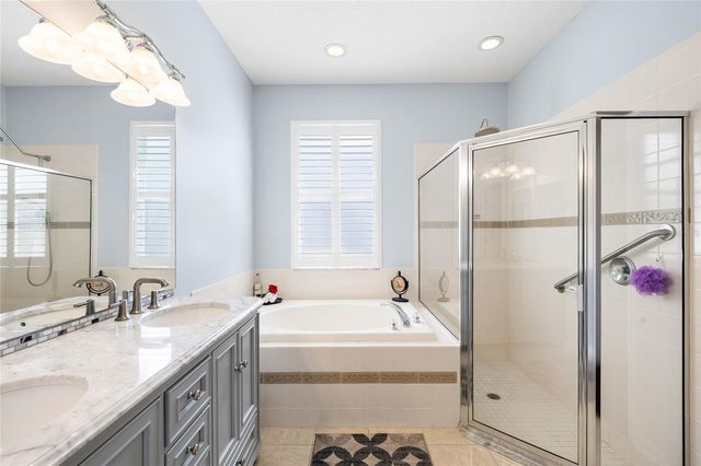 10839 BREAKING ROCKS DRIVE, Tampa, FL 33647