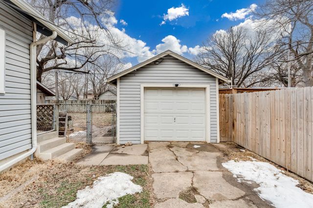 258 N Martinson St, Wichita, KS 67203