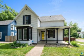 624 S 2nd Ave, Sioux Falls, SD 57104