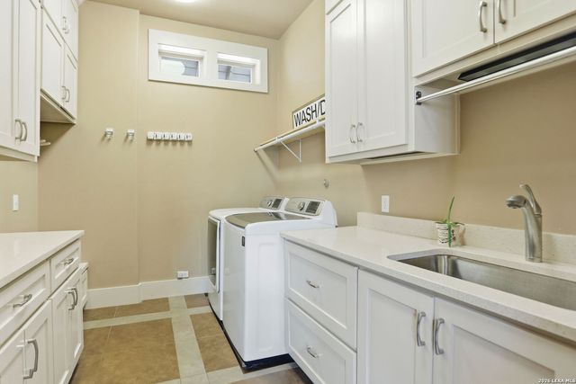 3738 Las Casitas, San Antonio, TX 78261