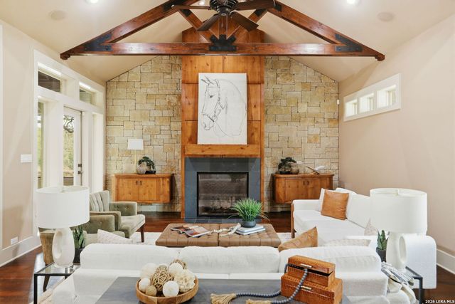 3738 Las Casitas, San Antonio, TX 78261