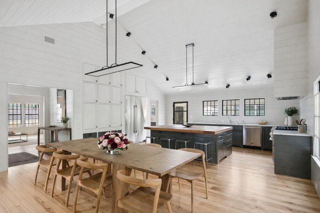 922 Kincade Drive, Mount Pleasant, SC 29464