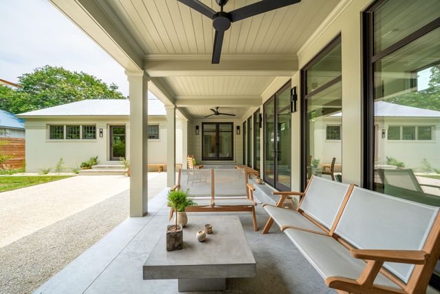 922 Kincade Drive, Mount Pleasant, SC 29464