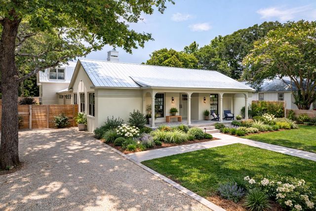 922 Kincade Drive, Mount Pleasant, SC 29464