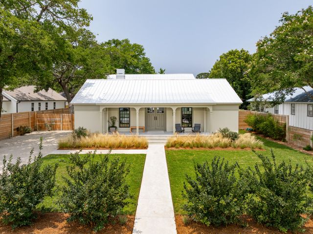 922 Kincade Drive, Mount Pleasant, SC 29464