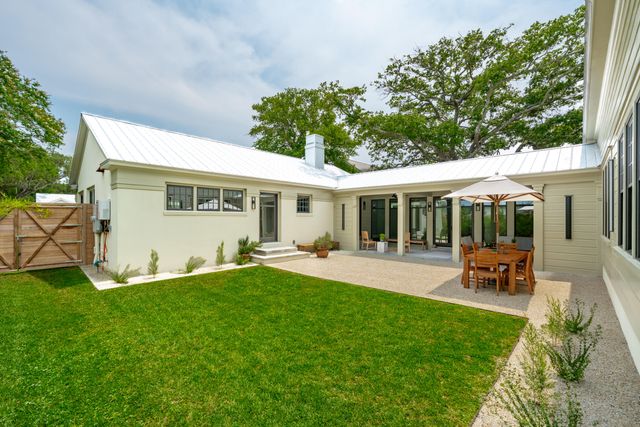 922 Kincade Drive, Mount Pleasant, SC 29464