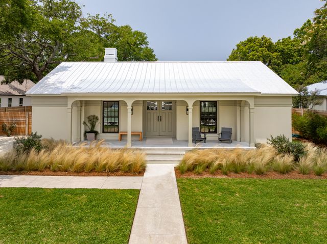 922 Kincade Drive, Mount Pleasant, SC 29464