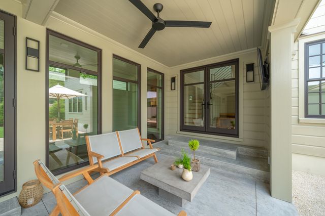 922 Kincade Drive, Mount Pleasant, SC 29464