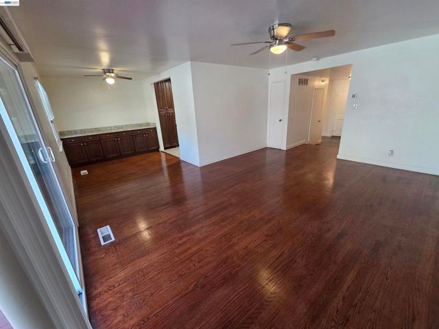 42170 Camino Santa Barbara, Fremont, CA 94539