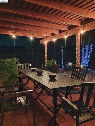 42170 Camino Santa Barbara, Fremont, CA 94539