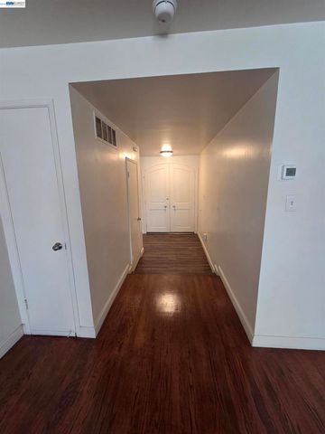 42170 Camino Santa Barbara, Fremont, CA 94539