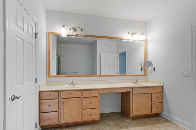 13 Wilshire Way 13, Marlborough, MA 01752