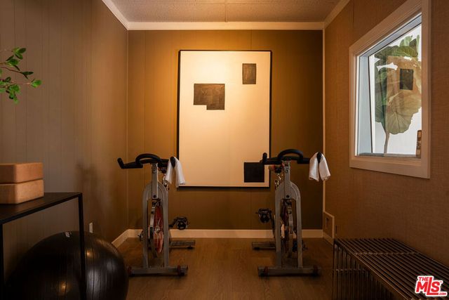 4323 Irvine Avenue, Studio City, CA 91604