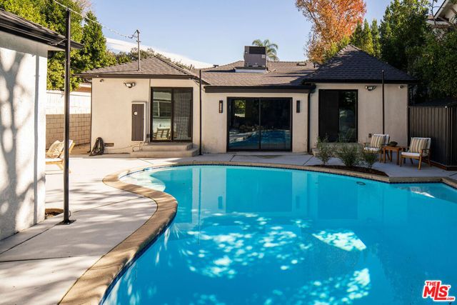 4323 Irvine Avenue, Studio City, CA 91604