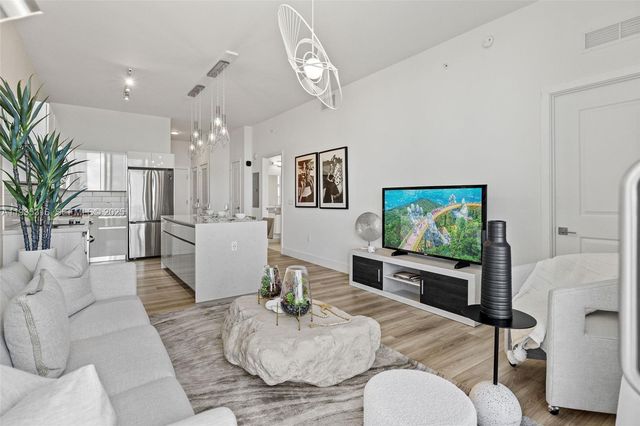 101 Diplomat Pkwy 1605, Hallandale Beach, FL 33009