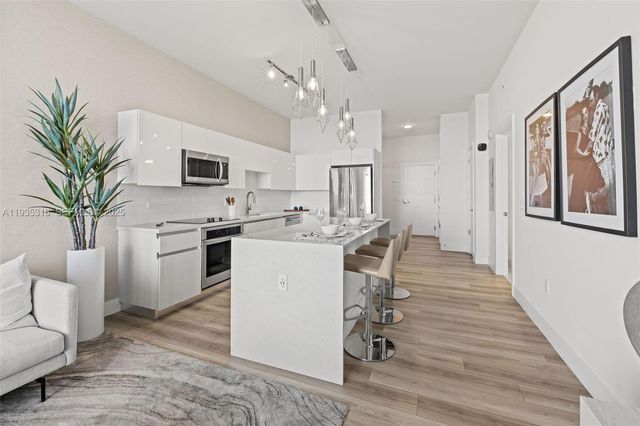 101 Diplomat Pkwy 1605, Hallandale Beach, FL 33009