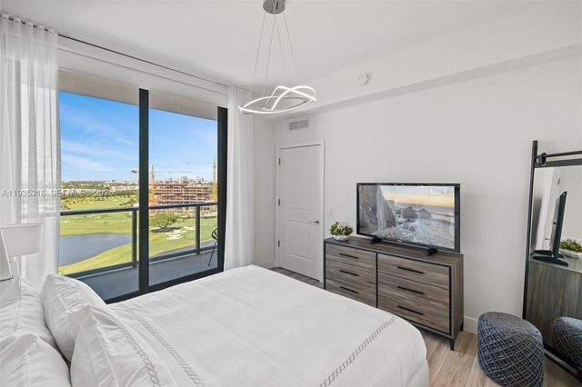 101 Diplomat Pkwy 1605, Hallandale Beach, FL 33009