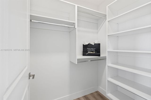 101 Diplomat Pkwy 1605, Hallandale Beach, FL 33009