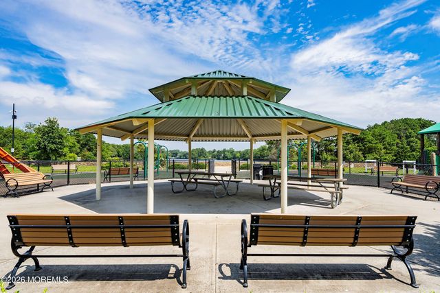 296 Lake Shore Drive, Brick, NJ 08723