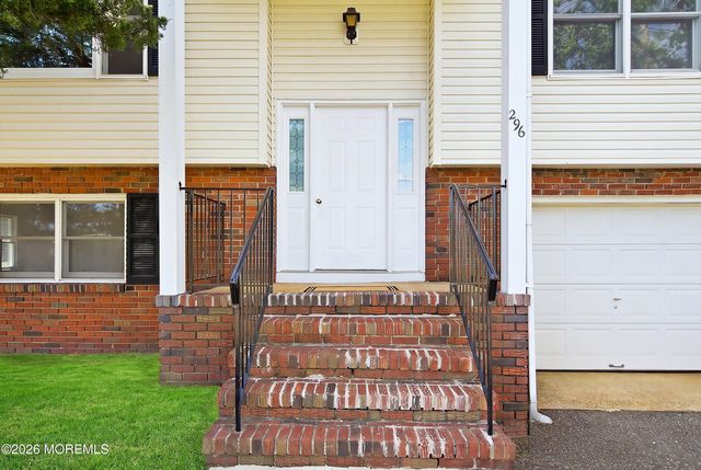 296 Lake Shore Drive, Brick, NJ 08723