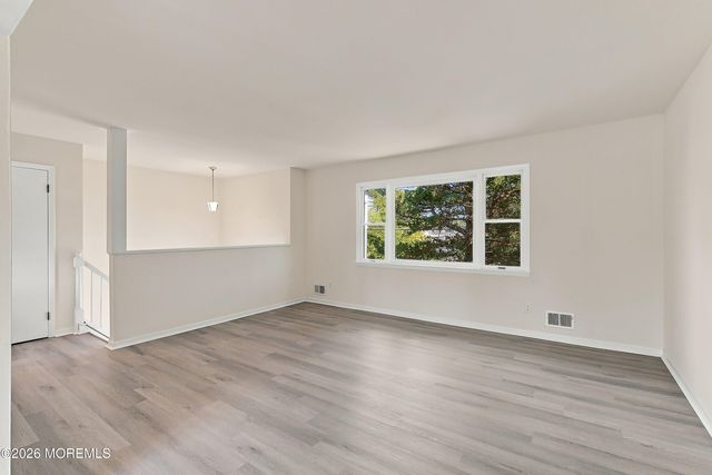 296 Lake Shore Drive, Brick, NJ 08723