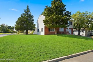 296 Lake Shore Drive, Brick, NJ 08723