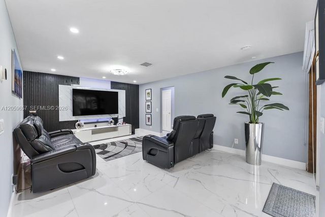 7501 NW 42nd Street 7501, Coral Springs, FL 33065