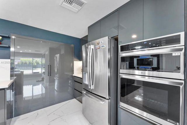 7501 NW 42nd Street 7501, Coral Springs, FL 33065