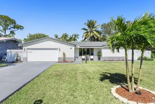 7501 NW 42nd Street 7501, Coral Springs, FL 33065