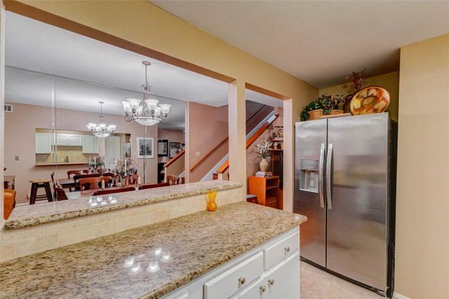 2113 Waugh Drive, Houston, TX 77006