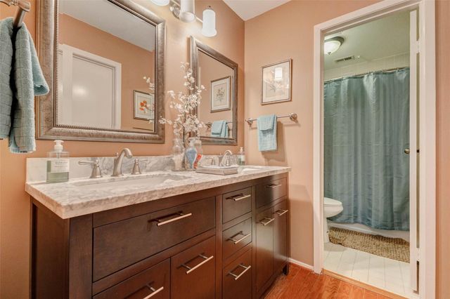 2113 Waugh Drive, Houston, TX 77006