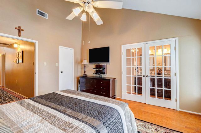 2113 Waugh Drive, Houston, TX 77006