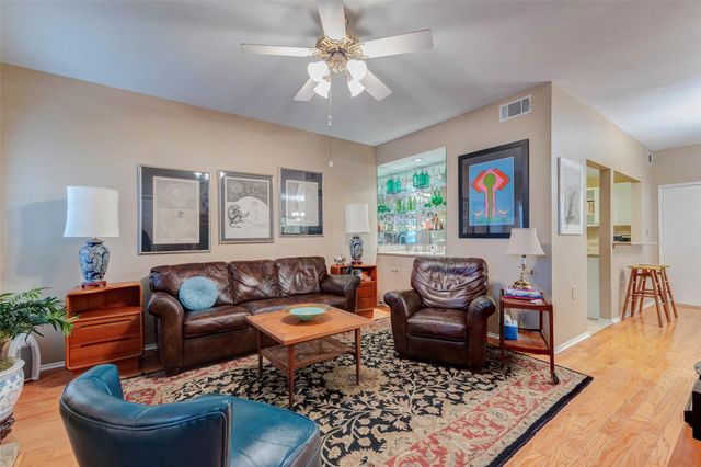 2113 Waugh Drive, Houston, TX 77006