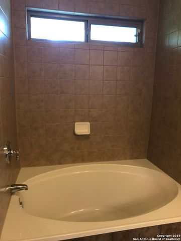 6202 W JOLIE CT, San Antonio, TX 78240