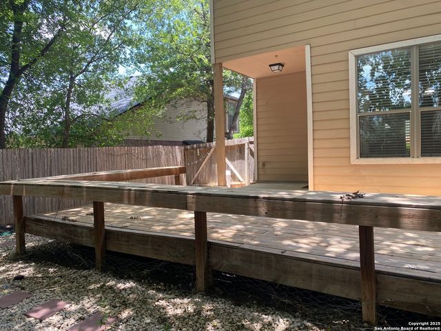 6202 W JOLIE CT, San Antonio, TX 78240