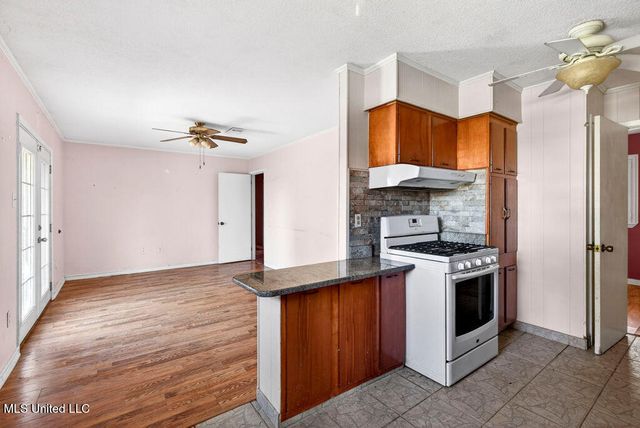 3501 Oak Avenue, Gulfport, MS 39507