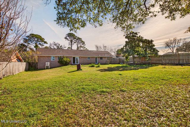 3501 Oak Avenue, Gulfport, MS 39507