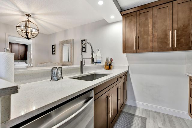 1209 12th Court, Jupiter, FL 33477