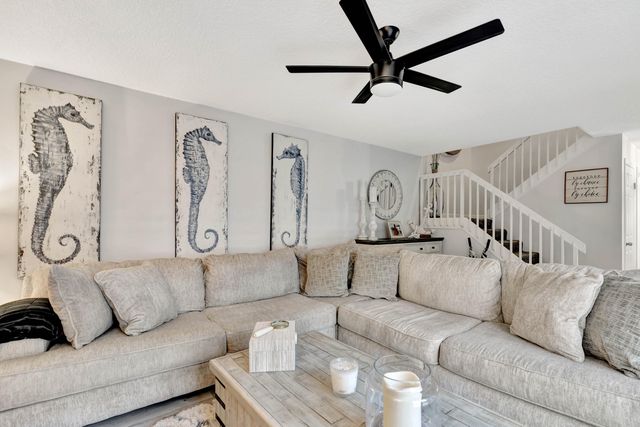 1209 12th Court, Jupiter, FL 33477