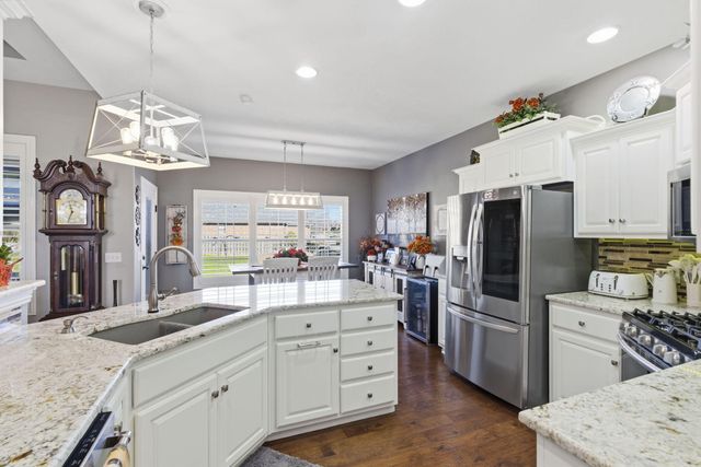 611 N Rockingham Avenue, Nixa, MO 65714